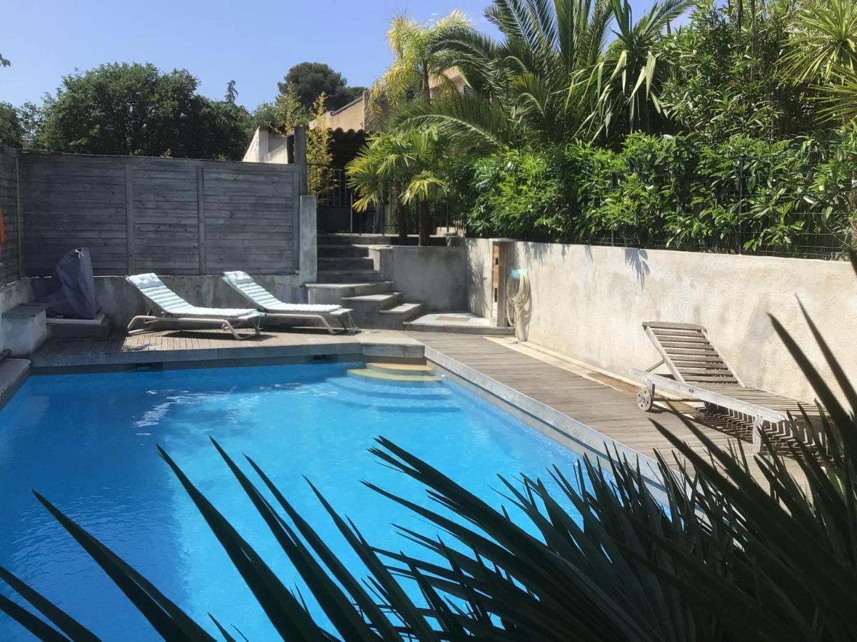 2 Pieces Rez-De-Jardin Dans Maison Avec Piscine Villeneuve-Loubet Buitenkant foto
