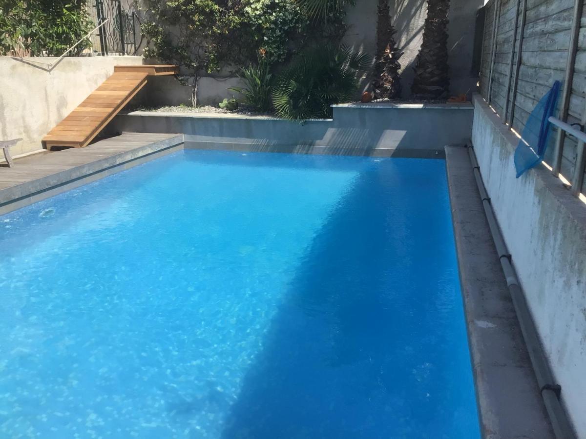2 Pieces Rez-De-Jardin Dans Maison Avec Piscine Villeneuve-Loubet Buitenkant foto