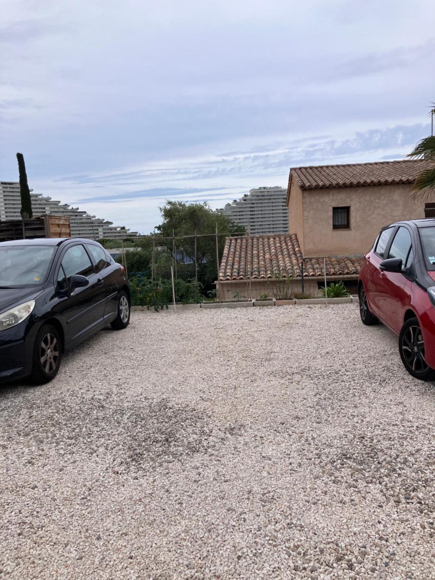 2 Pieces Rez-De-Jardin Dans Maison Avec Piscine Villeneuve-Loubet Buitenkant foto