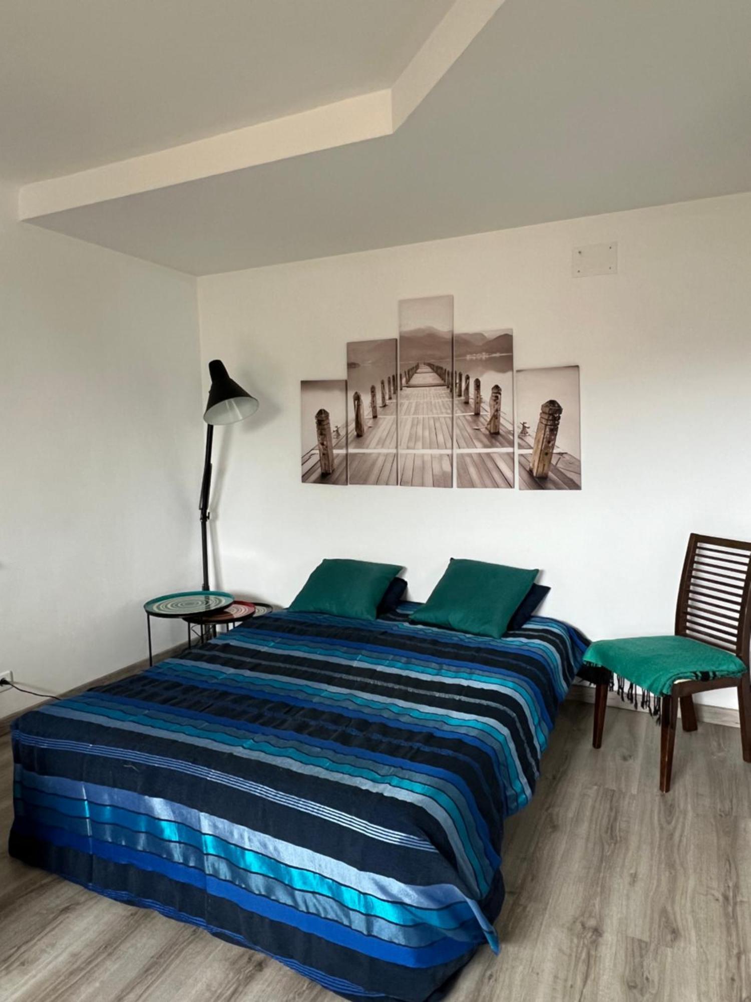 2 Pieces Rez-De-Jardin Dans Maison Avec Piscine Villeneuve-Loubet Buitenkant foto